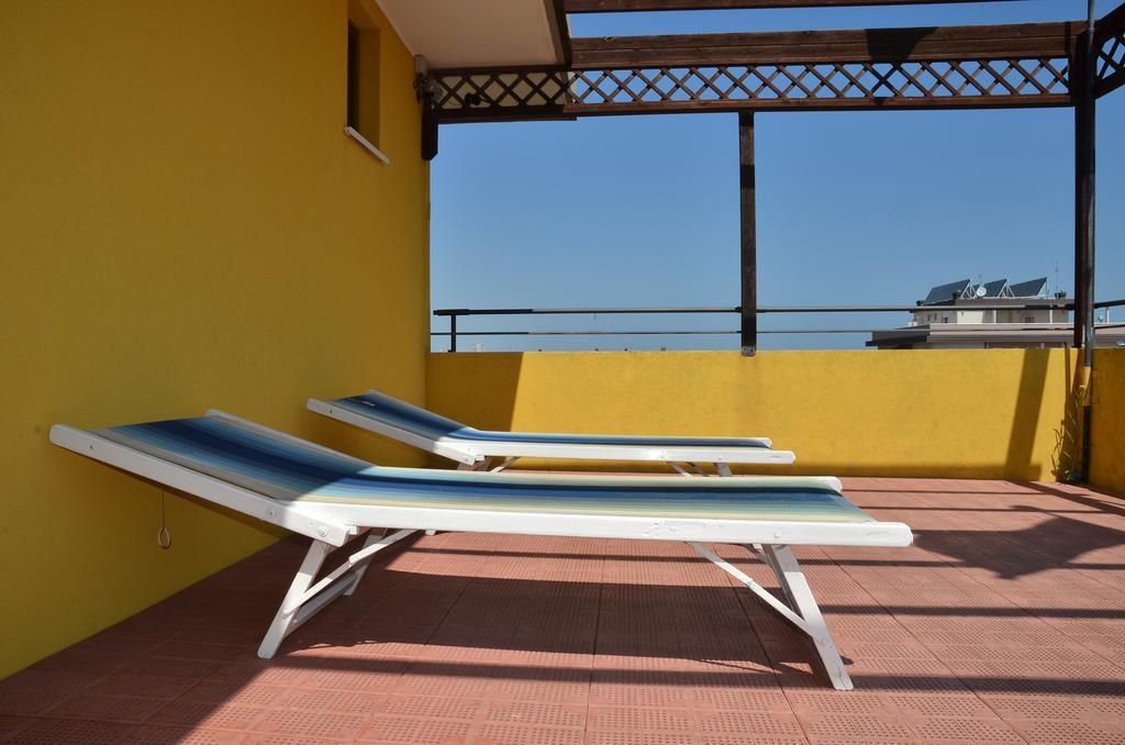 Hotel Betulla Rimini Bagian luar foto