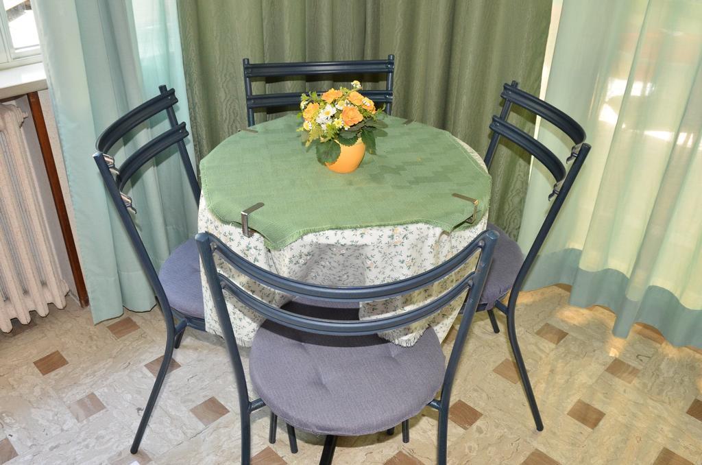 Hotel Betulla Rimini Bagian luar foto